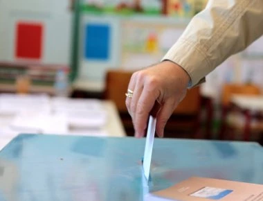 MRB: Το Σκοπιανό καταποντίζει την κυβέρνηση - Η ΝΔ οδεύει προς αυτοδυναμία